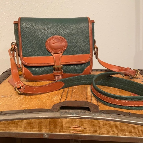 Dooney & Bourke Handbags - Vintage Dooney & Bourke All-Weather Leather R94 Small Surrey Camera Bag